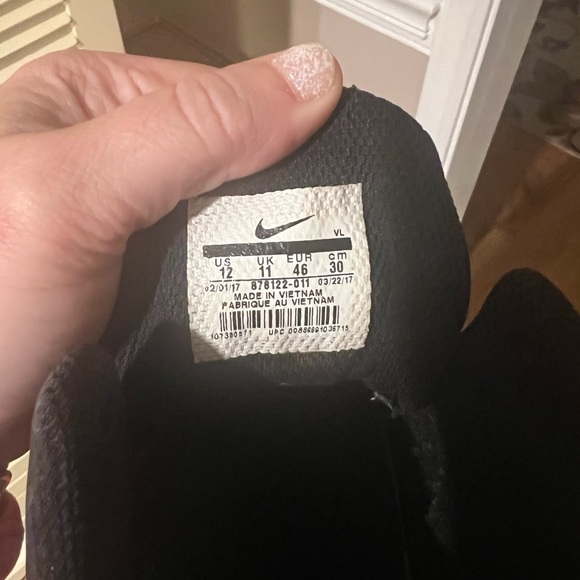 Nike Black Football Cleats - Picture 5 of 5